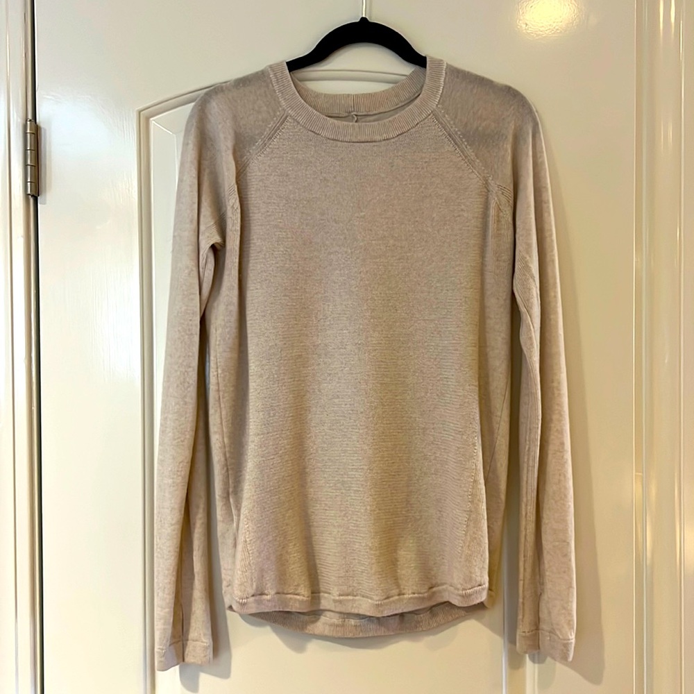 Lululemon size 10 sweater